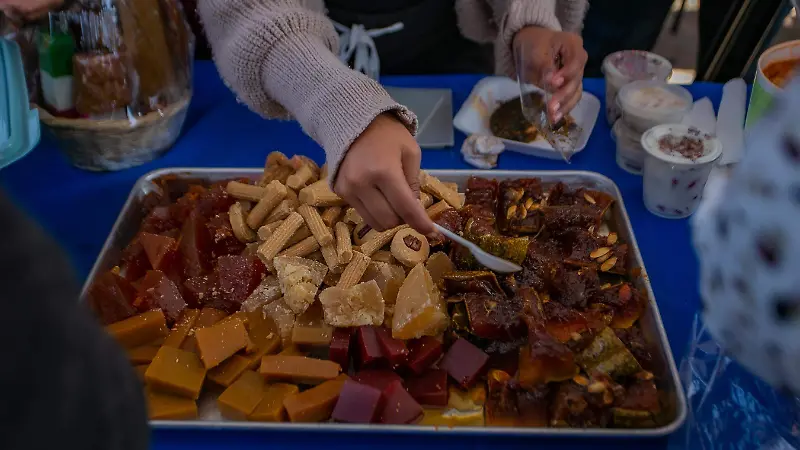 La mirada Tradición dulcera prevalece en Amealco 